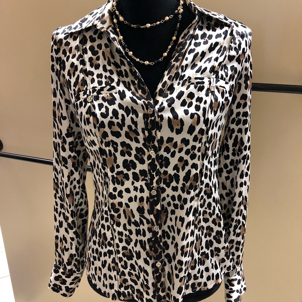 Gorgeous Silk Stretch Animal Print Blouse WHBM
